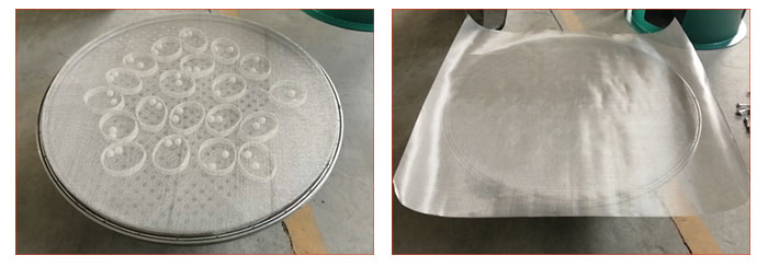 食品振動篩篩網安裝步驟1，將篩網平方到子母網架上