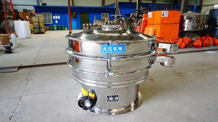 藕粉振動篩適用于很多種不同的行業，對于物料多的篩分適用還是比較廣泛的。